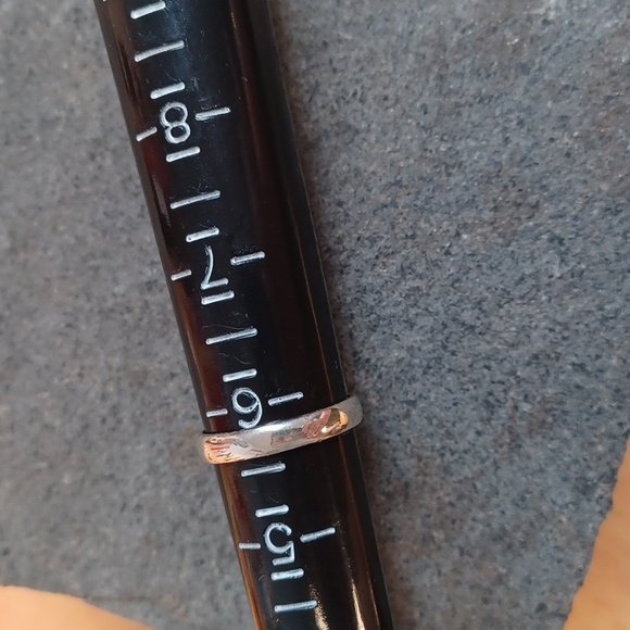 Sterling  Silver Kyanite ring - Picture 5 of 5